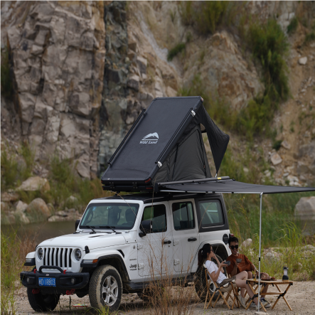 Comment installer une tente de toit sur une voiture ? - GMOVIA